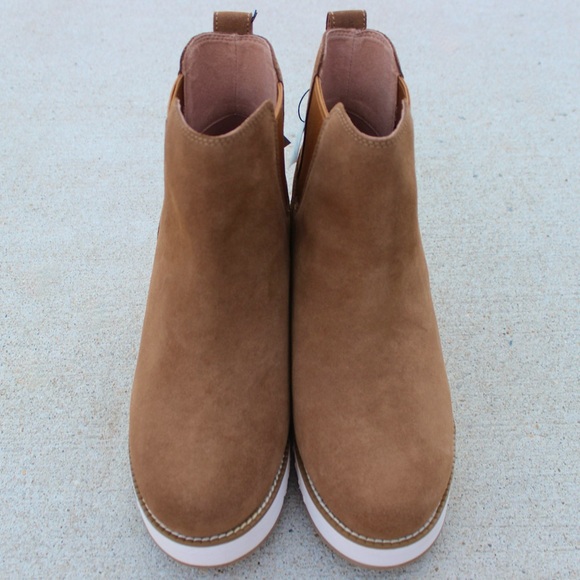 Cole Haan ZG City Suede Wedge Boot Sz 8 - Picture 3 of 8